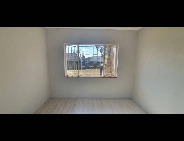 4 BEDROOM HOUSE TO LET IN RENSBURG